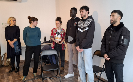 trav'ailleurs QU'est-ce que la Maison du Travail saisonnier ? Un espace de ressources et d'informations, à destination des employeurs et des saisonniers. Elle propose des Animations de réseaux, des accompagnements au recrutement pour les employeurs, et de l'orientation, appui aux démarches et suivi des parcours des saisonniers.